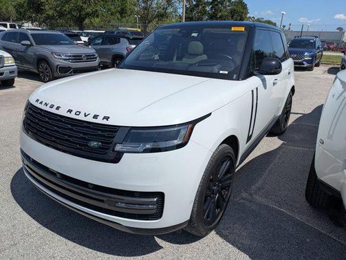 2023 Land Rover Range Rover P530 SE