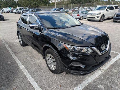 2020 Nissan Rogue Sport S
