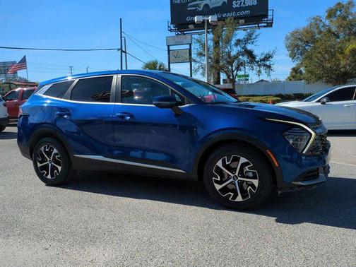 2024 Kia Sportage EX