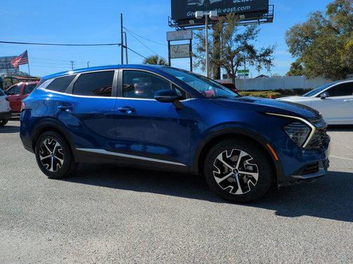 2024 Kia Sportage EX