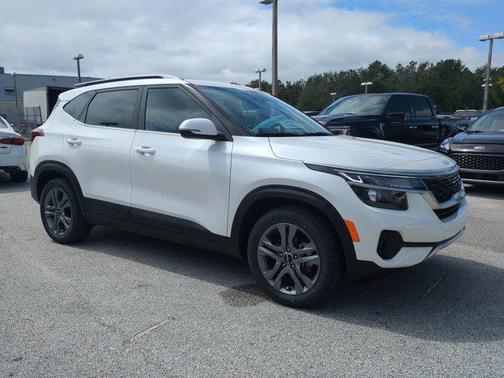 2023 Kia Seltos S