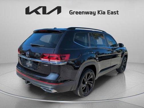 2022 Volkswagen Atlas 3.6L SE w/Technology