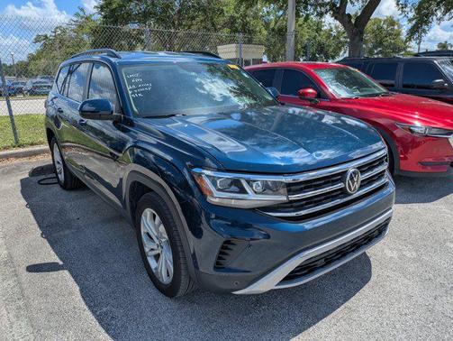 2022 Volkswagen Atlas 3.6L SE w/Technology