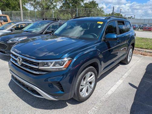 2022 Volkswagen Atlas 3.6L SE w/Technology