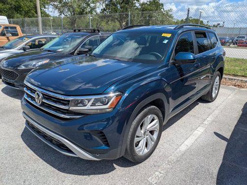 2022 Volkswagen Atlas 3.6L SE w/Technology
