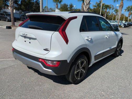 2023 Kia Niro EX
