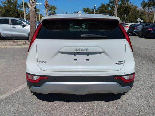 2023 Kia Niro EX