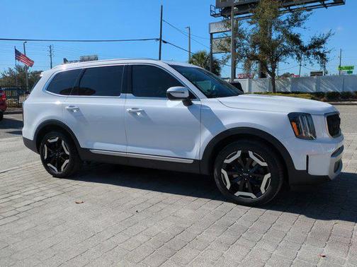 2024 Kia Telluride EX