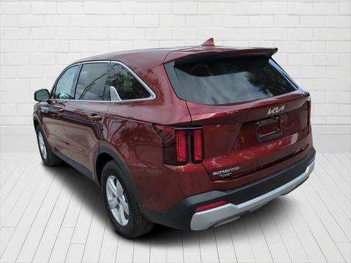2025 Kia Sorento LX