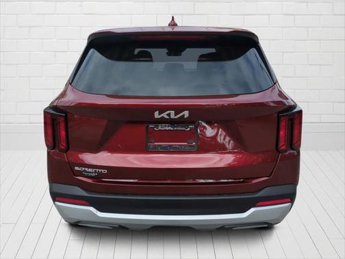 2025 Kia Sorento LX