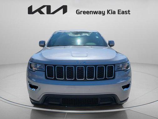 2019 Jeep Grand Cherokee Laredo