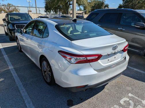 2018 Toyota Camry XLE