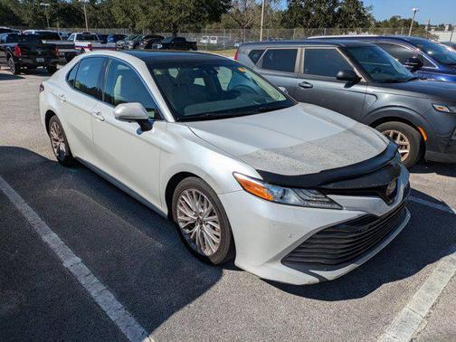 2018 Toyota Camry XLE