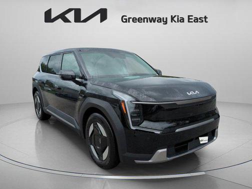 2026 Kia EV9 Light Long Range
