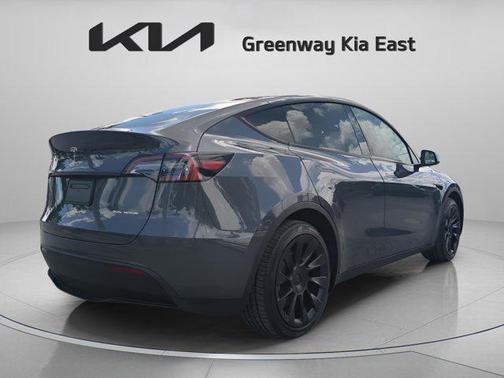 2024 Tesla Model Y Long Range Dual Motor All-Wheel Drive