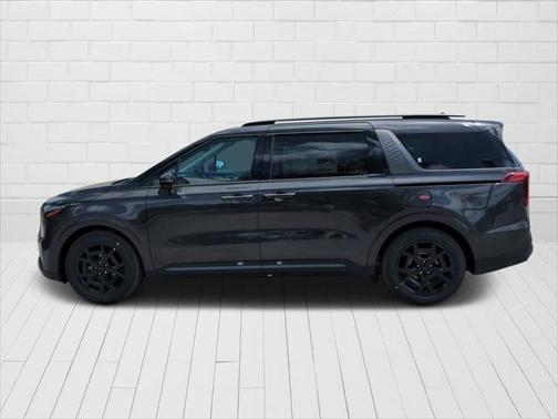 2025 Kia Carnival SX