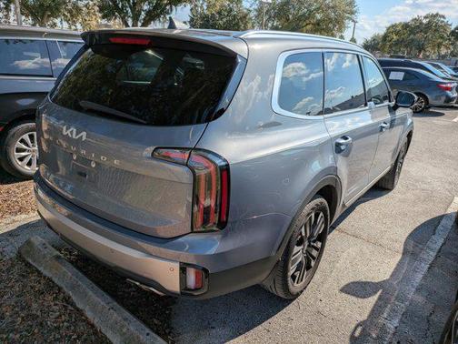2023 Kia Telluride SX