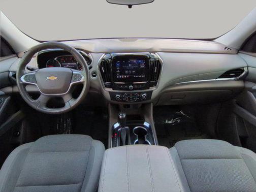 Summit White 2020 Chevrolet Traverse LT Cloth