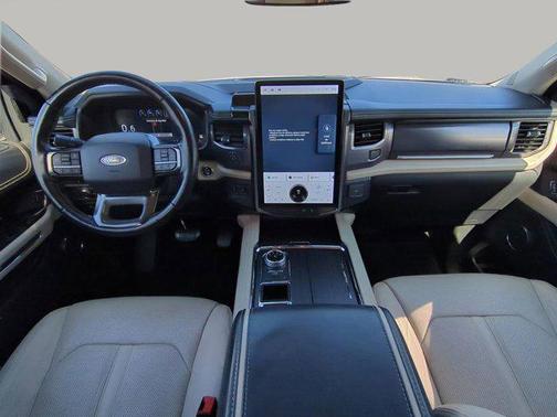 2022 Ford Expedition Platinum