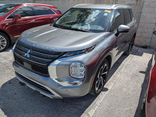 2022 Mitsubishi Outlander SEL 2.5 2WD
