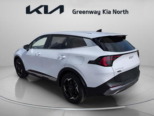 Glacial White 2026 Kia Sportage EX