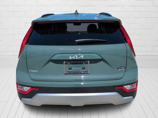 2025 Kia Niro EX
