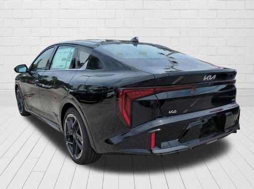 2025 Kia K4 GT-Line