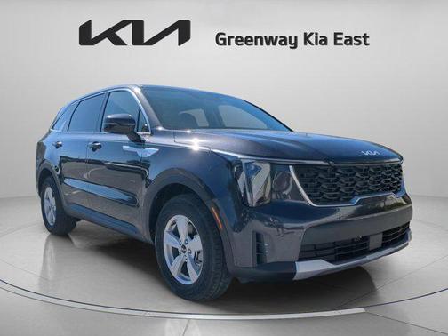 2025 Kia Sorento LX