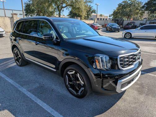 2024 Kia Telluride S