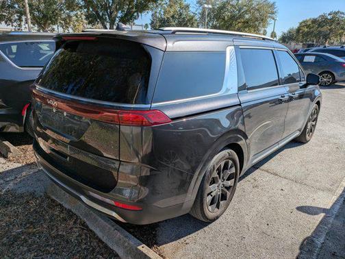 2024 Kia Carnival SX Prestige