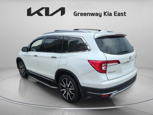 2021 Honda Pilot Touring 8-Passenger