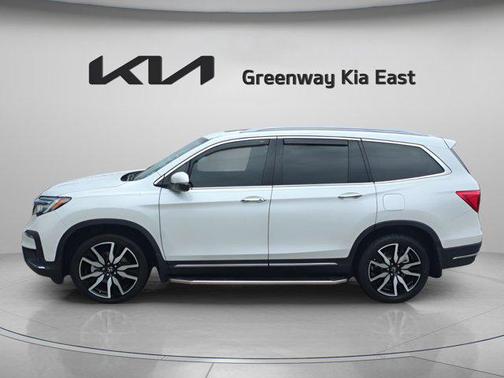 2021 Honda Pilot Touring 8-Passenger