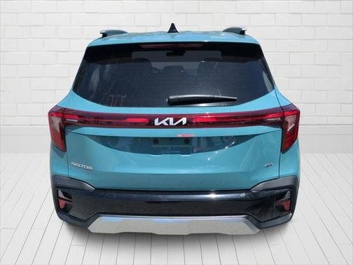 2025 Kia Seltos EX
