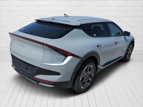 2025 Kia EV6 Light Long Range