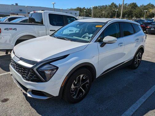 2023 Kia Sportage EX