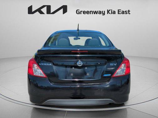 2015 Nissan Versa 1.6 SV