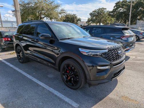 2020 Ford Explorer ST