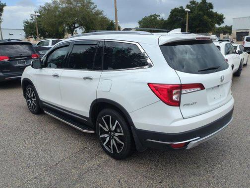 2021 Honda Pilot Touring 8-Passenger