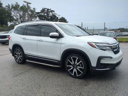2021 Honda Pilot Touring 8-Passenger