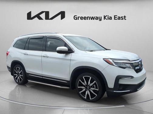 2021 Honda Pilot Touring 8-Passenger
