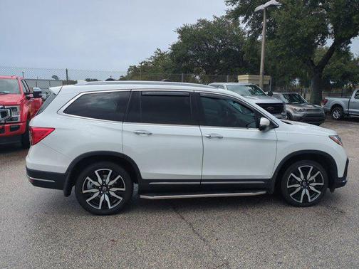 2021 Honda Pilot Touring 8-Passenger