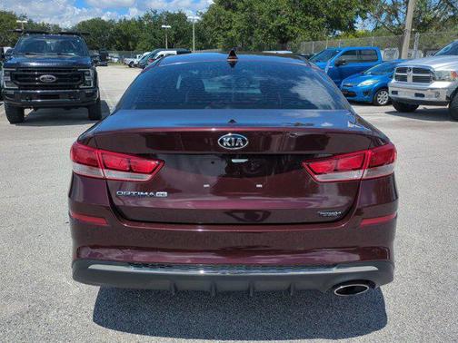 2020 Kia Optima LX