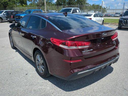 2020 Kia Optima LX