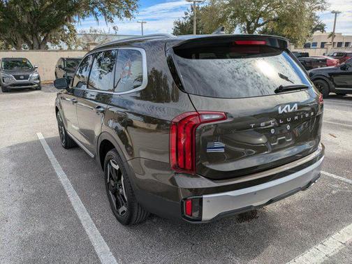 2023 Kia Telluride S