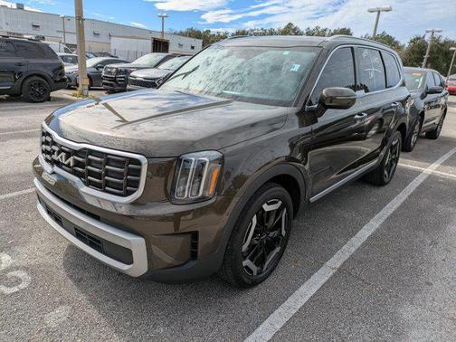 2023 Kia Telluride S