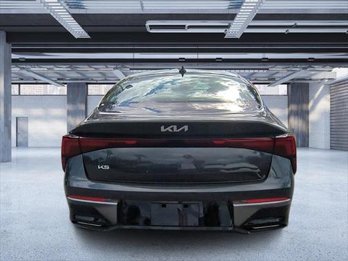 2025 Kia K5 EX