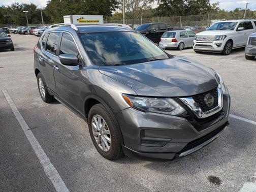 2020 Nissan Rogue SV