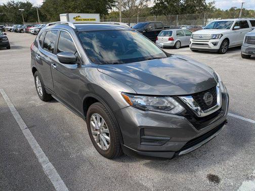2020 Nissan Rogue SV