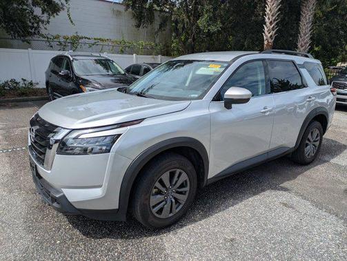 2024 Nissan Pathfinder SV FWD