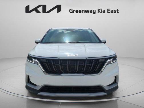 2023 Kia Carnival LX